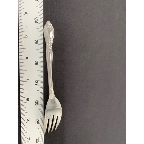 32 Piece Lot Stainless Steel Japan Marked Flatware - Picture 10 of 12